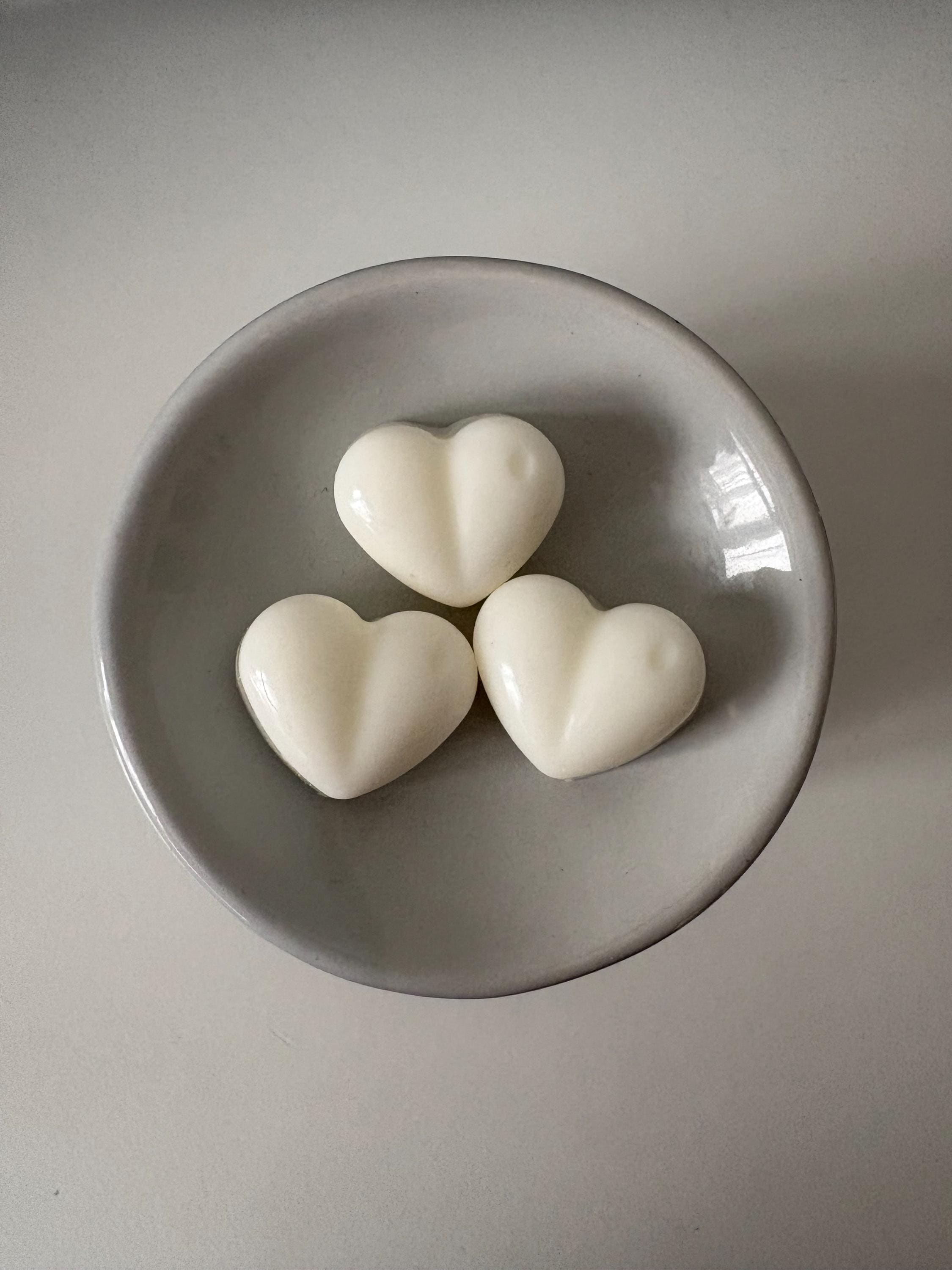 Fresh Linen Scented Handmade Soy Wax Melts